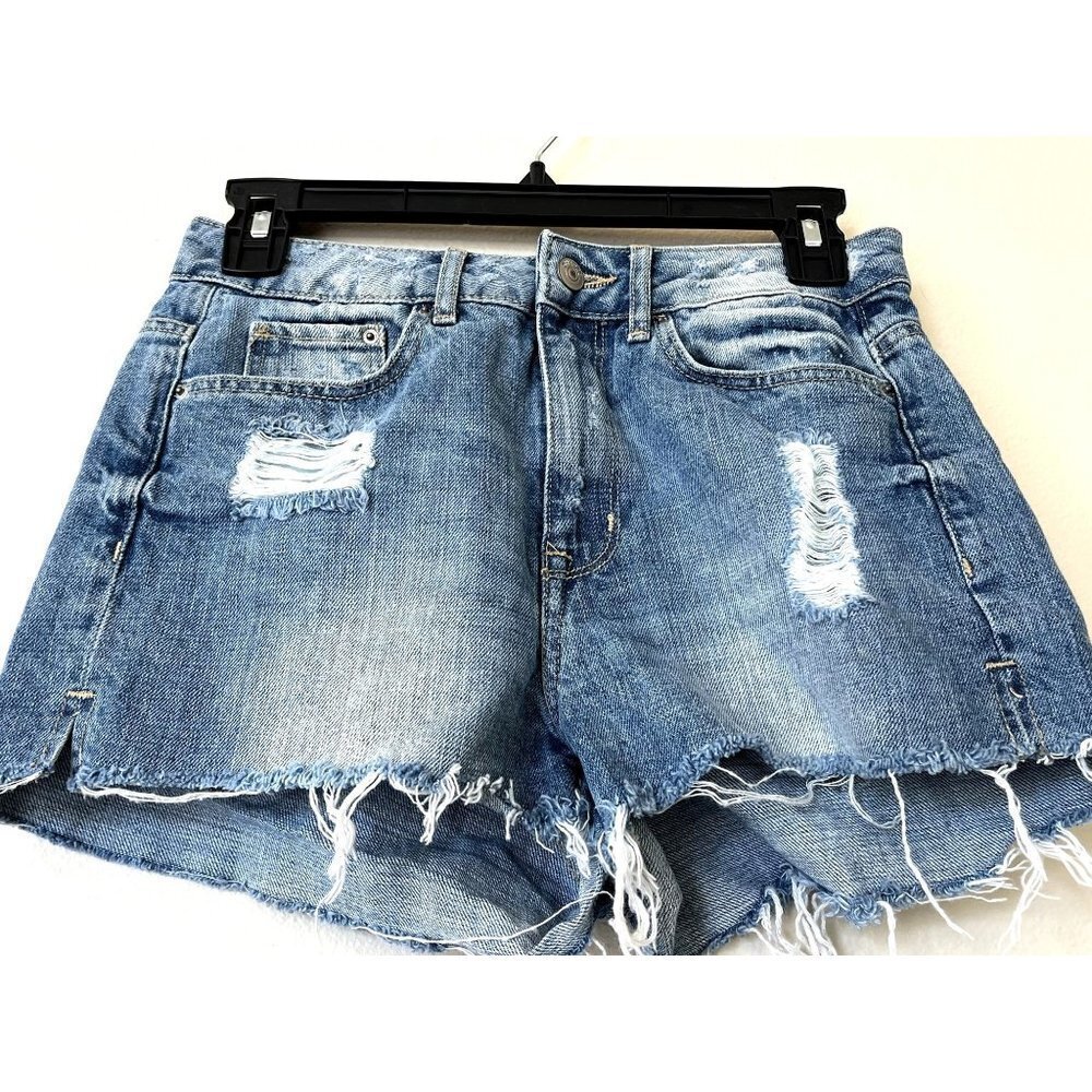 H&M Divided Light Wash Blue Denim Distressed Jean Shorts 6